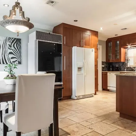 Comfortable Home, 7 Min Walk To Beach, Hot Tub, Pompano Beach Exterior foto